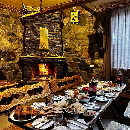 Eliso'S Guesthouse ميستيا المظهر الخارجي الصورة